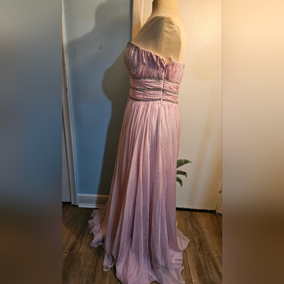 Source Unknown One-Shoulder Lavender Gown - Picture 9 of 9